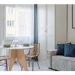 Shiny Appartement