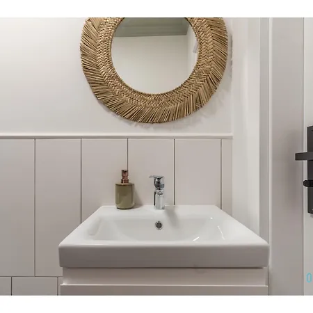 Shiny Apartament
